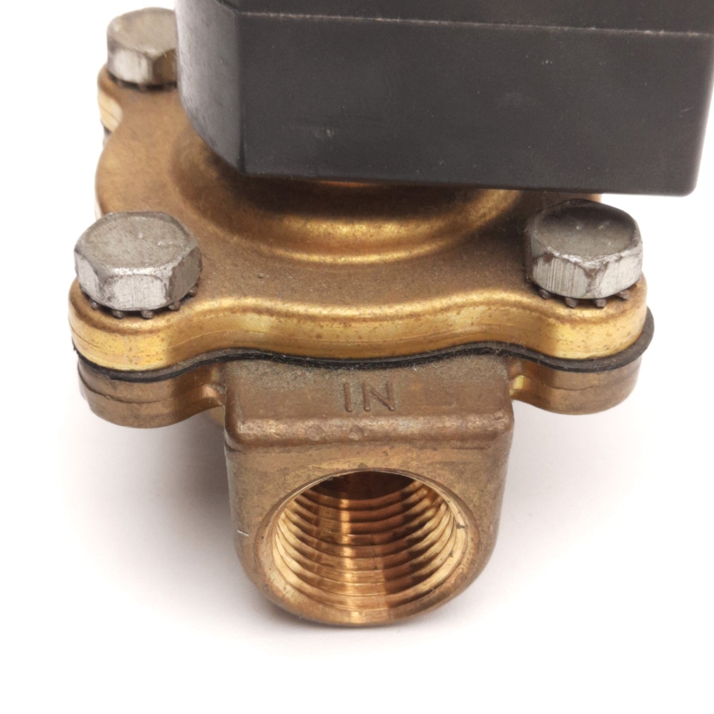 Used Skinner AF4C05 General Purpose Solenoid with 3/8" NPT Valve, 120V AC Coil