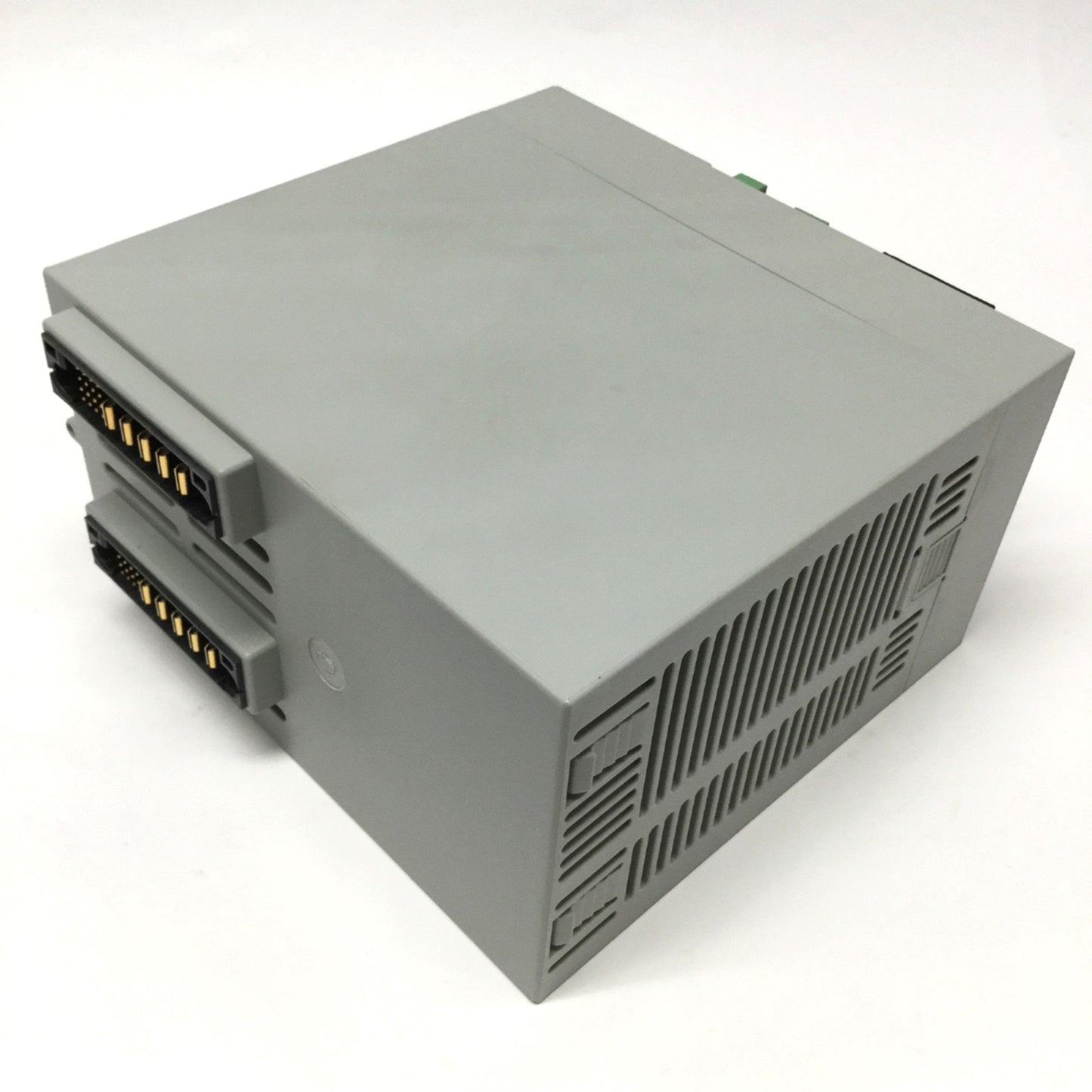 Used Allen Bradley 2093-AC05-MP1 Kinetix 2000 Drive Integrated Axis Module, 3-Phase