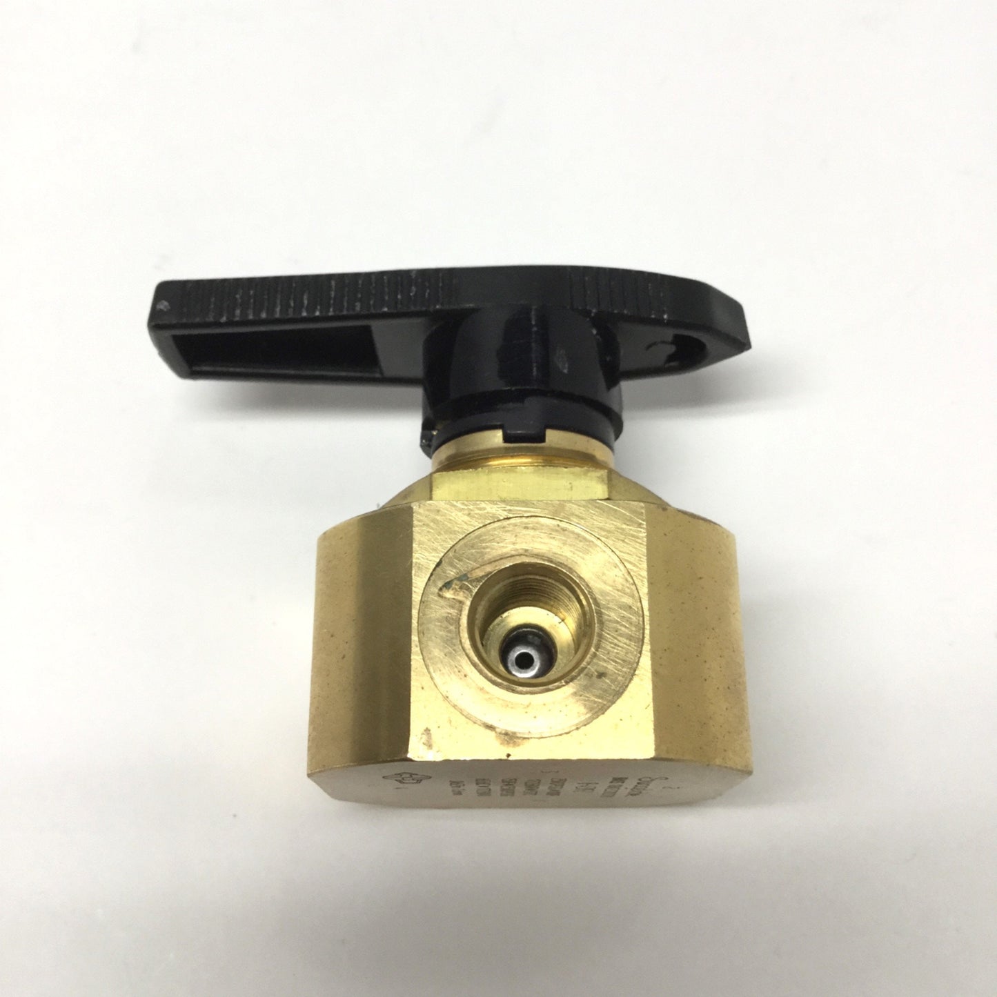 Used Swagelok B-43YF2 Brass Ball Valve, 4-Way Crossover, 1/8" NPT, 2500psi @100°F