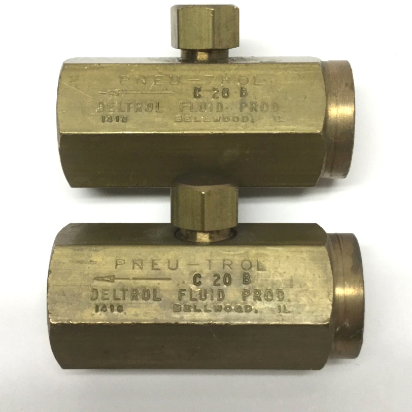 Used Lot of 2 Deltrol C20B Brass Check Valves 2000psi, 1/4" NPT, 3gpm, 1-2.5psi Crack