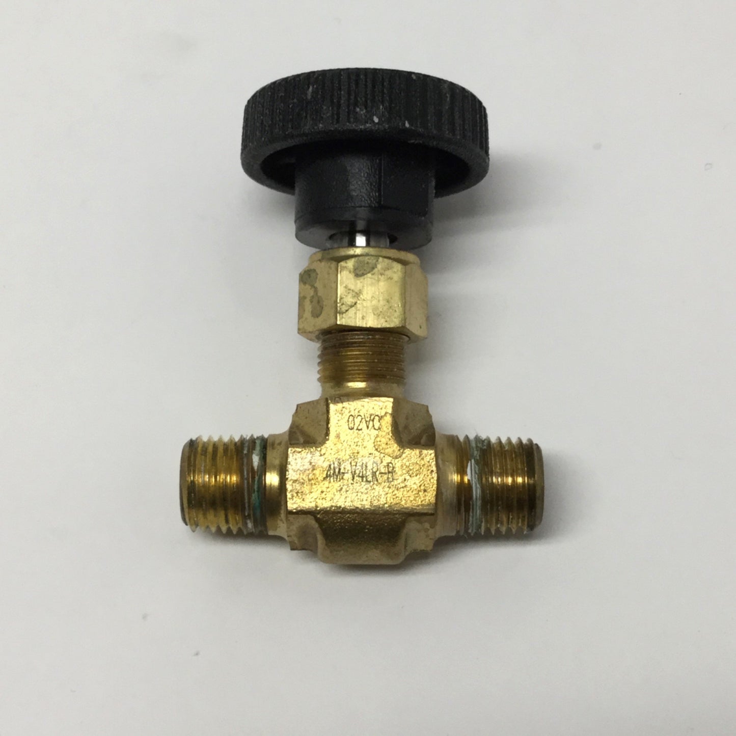 Used Parker 4M-V4LR-B Brass Inline Needle Valve 1/4" NPT Male, 5000psi