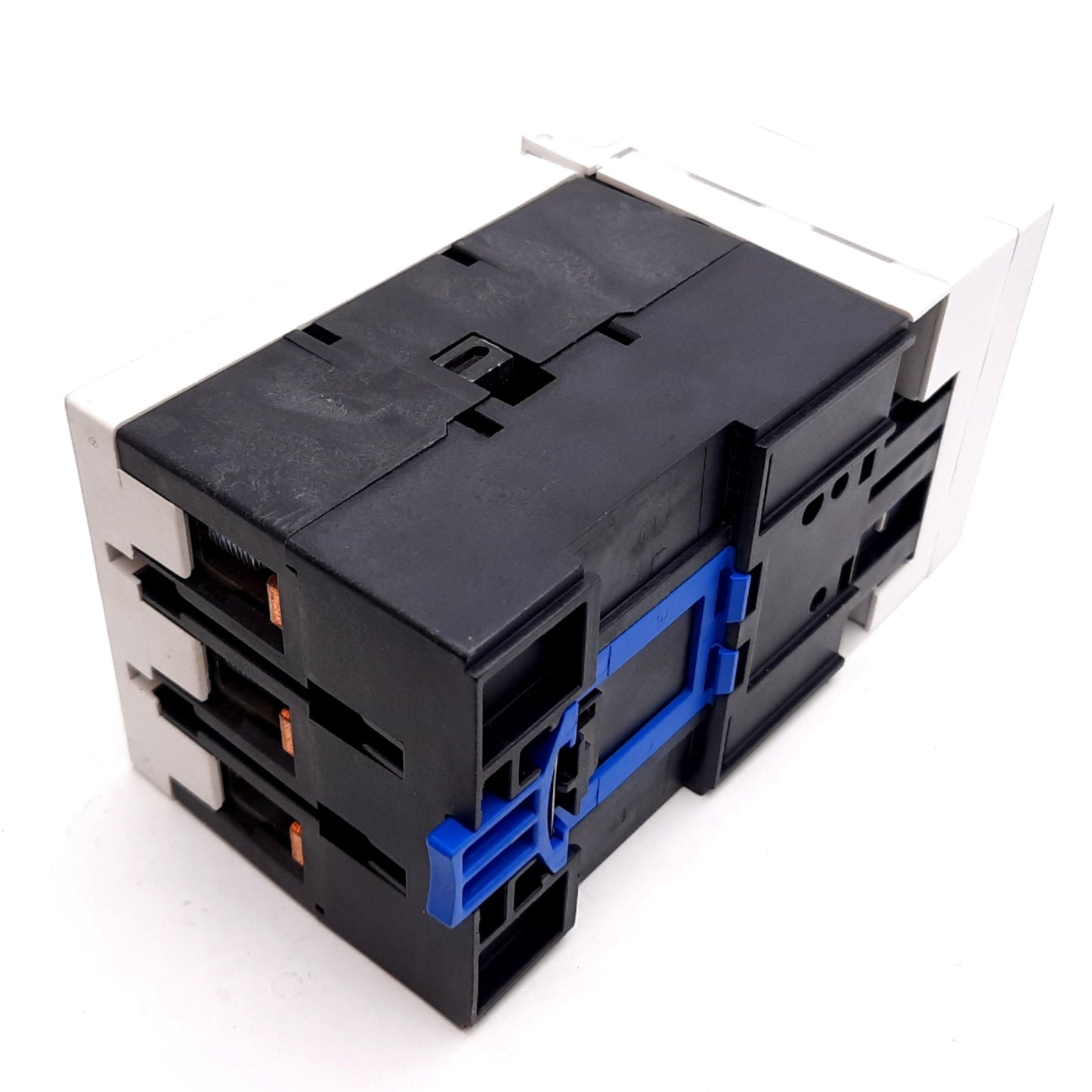 Used Eaton Cutler Hammer E04ND85X3N Contactor, 3-Pole, With E02NDXCXNN Coil 24VDC