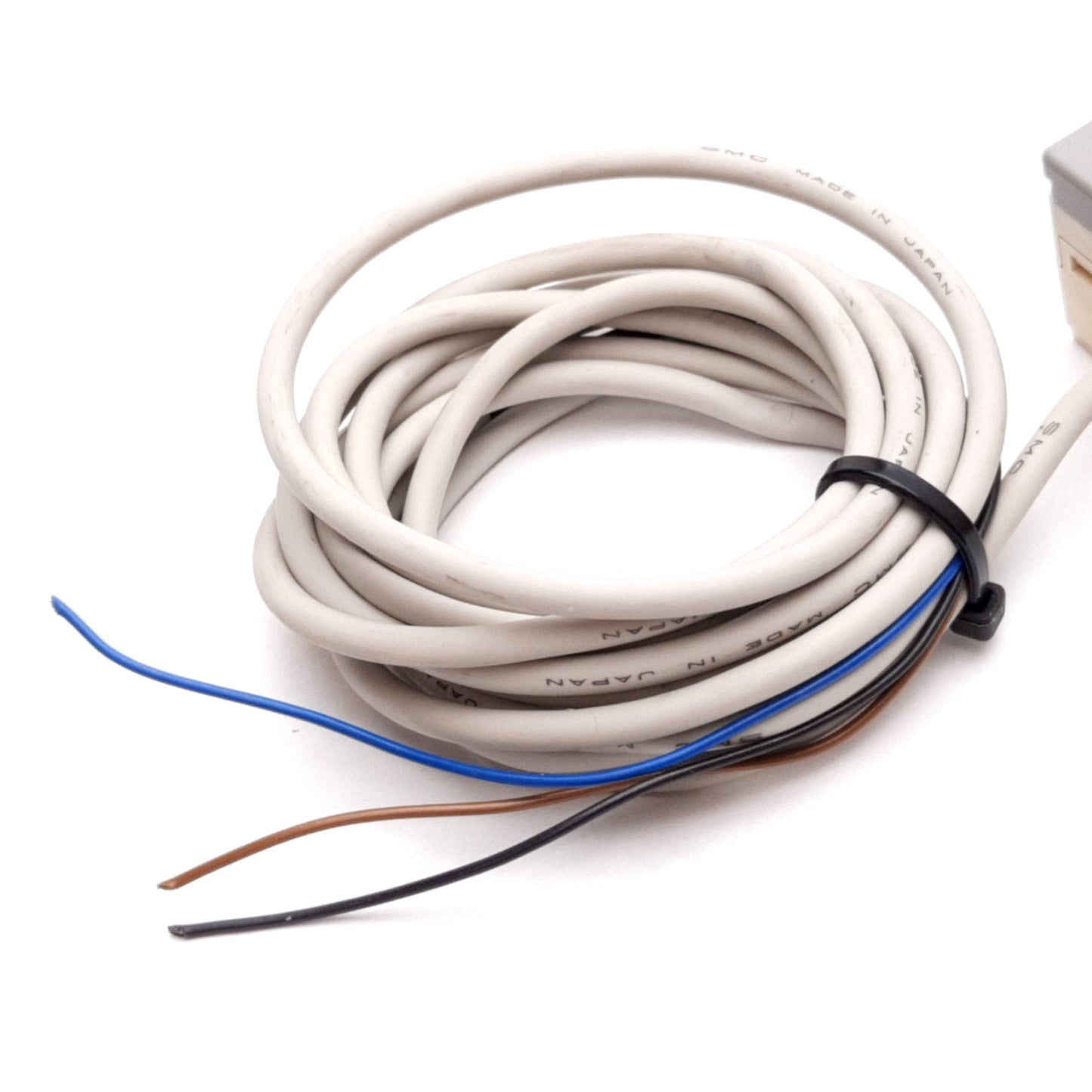 Used SMC ISE4B-T1-25 Digital Pressure Switch, 12-24VDC, NPN, 12-24VDC, 1/8" NPT