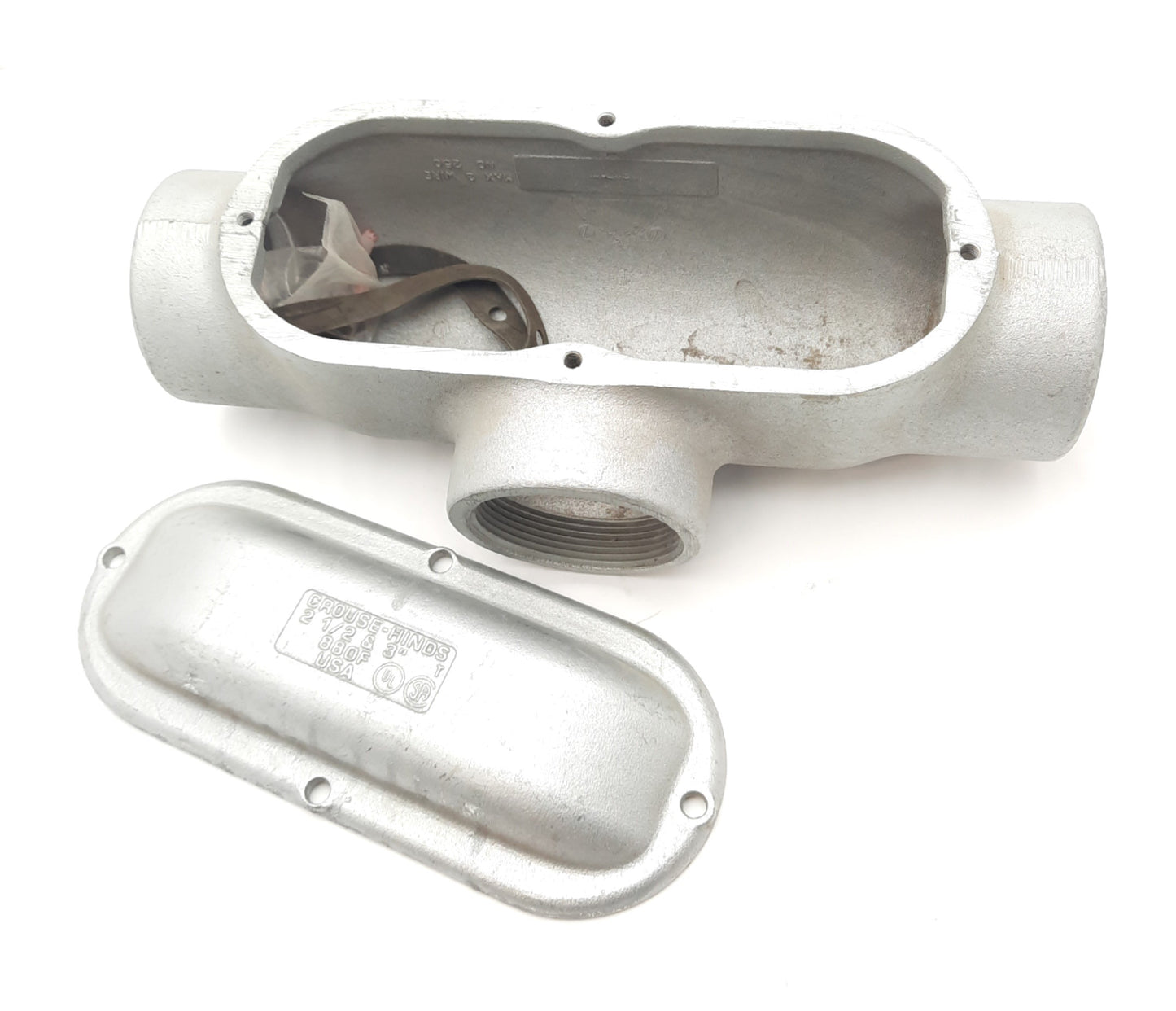 Used Eaton Crouse-Hinds T88 Series Condulet Form 8 Conduit Outlet Body, T Shape, 3"