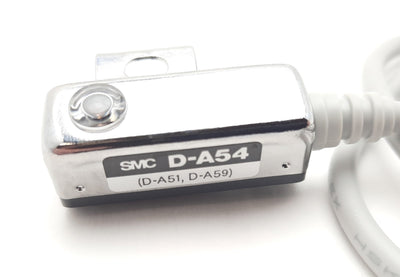 New Lot of 2 SMC D-A54 Reed Auto Switch, 24VDC 100VAC 200VAC 3-Pin 18" Tie Rod Mount