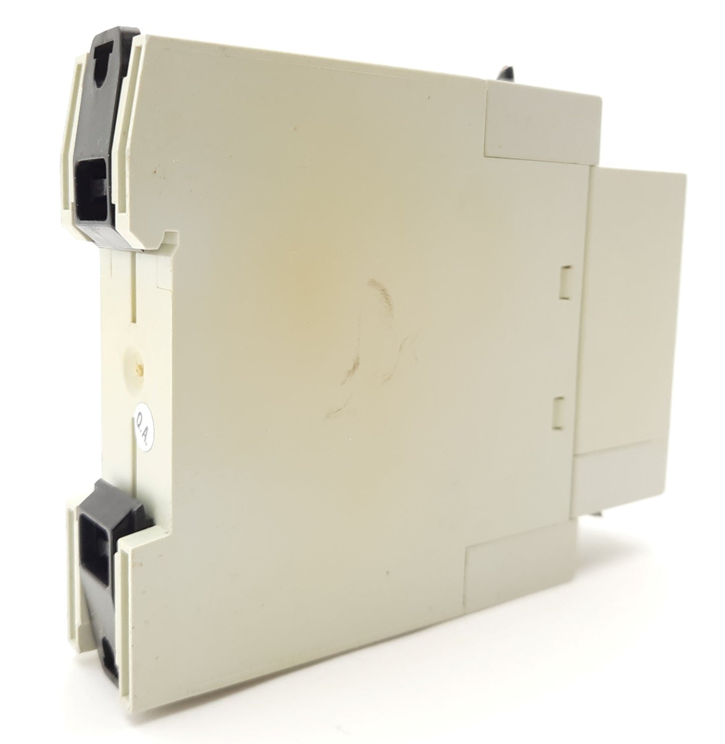 Used Crouzet 84871009 Current Control Relay, NO, Out: 250VAC 5A, In: 100-230VAC