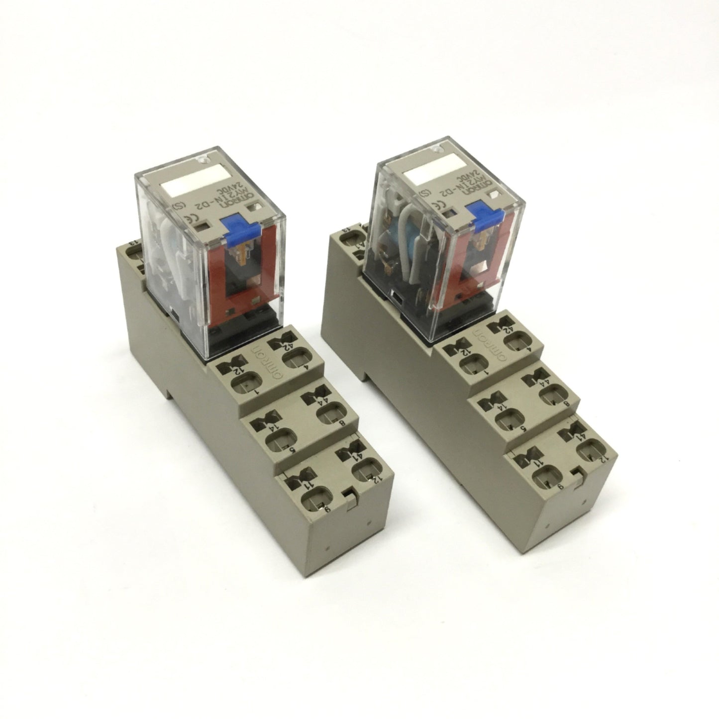 Used Lot of 2 Omron MY2IN-D2 Plug-In Relay DPDT 24VDC Coil, 250VAC 10A w/Socket Base