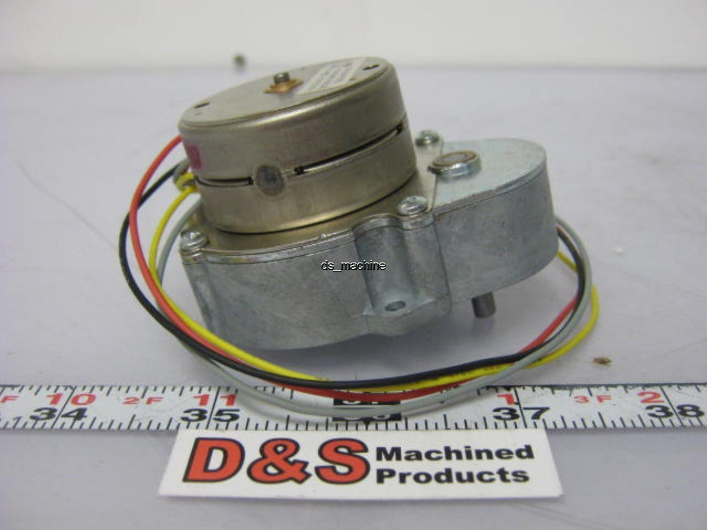Used Danaher 42M048C1B-Z36 50:1 5VDC Bipolar Motor 42mm Diameter