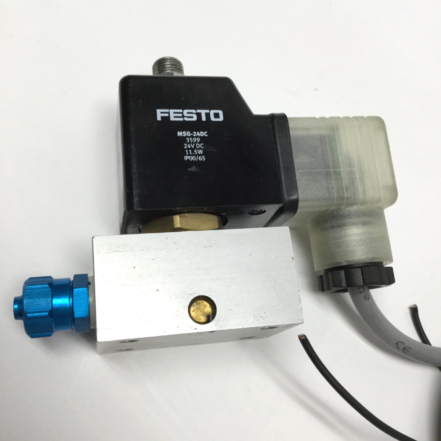 Used Festo MCH-3-1/8 2199 Solenoid Valve, 3-Way 2-Pos, 24VDC, G1/8 Ports, 105psi