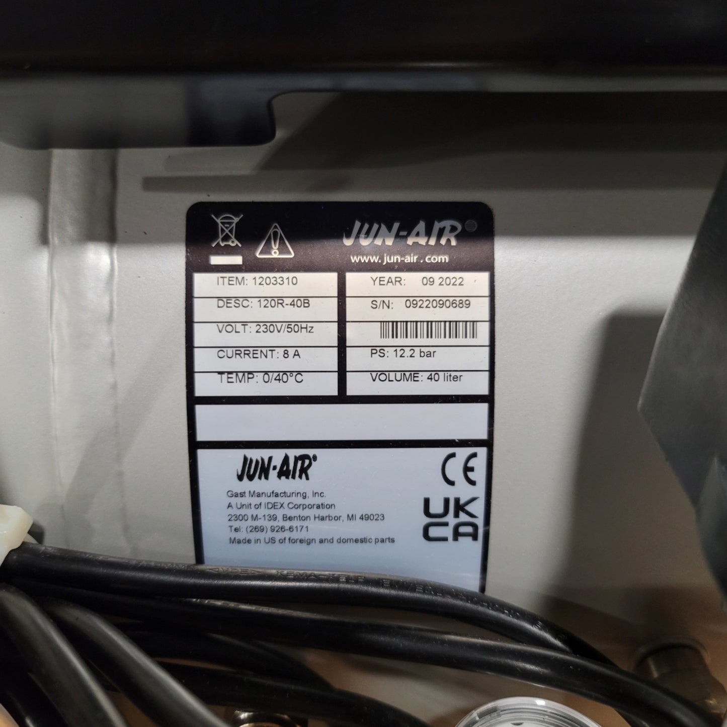New JUN-AIR 1203310 120R-40B Rocking Piston Compressor 2HP 5.5CFM 120psi Max 230VAC