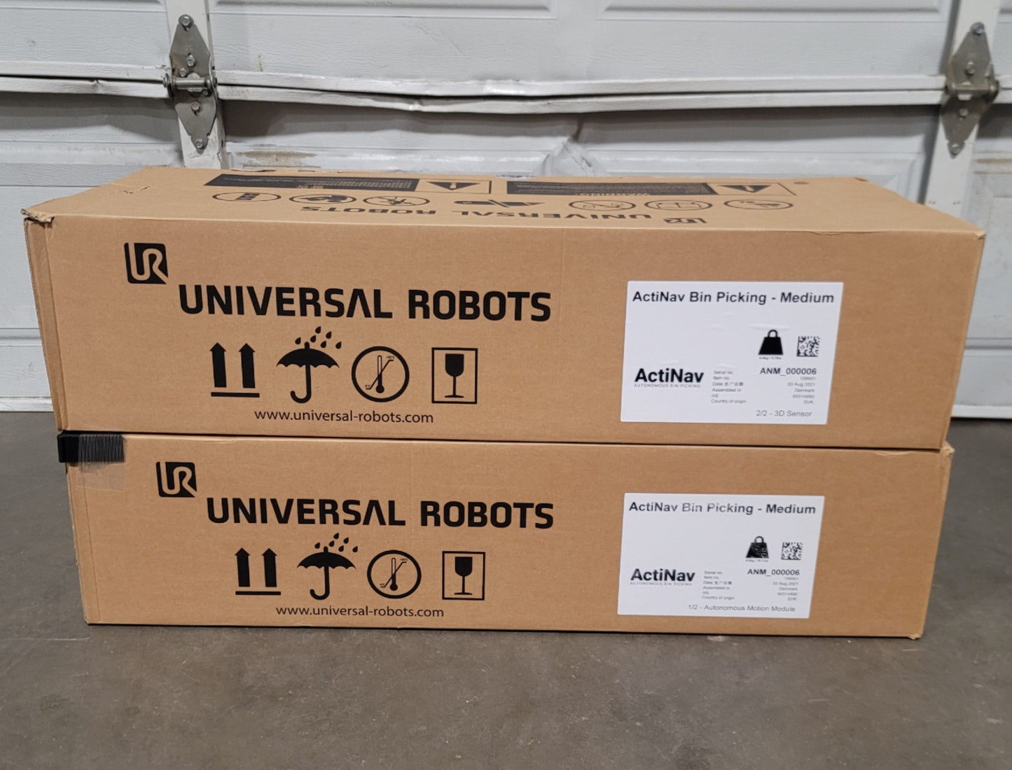 New Universal Robots 109901 ActiNav Bin Picking System Motion Module And 3D Sensor