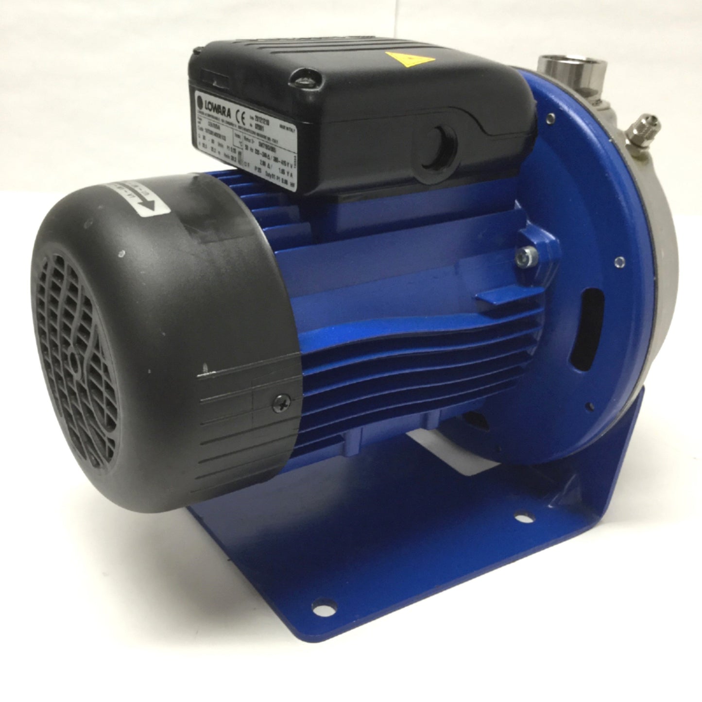 Used Lowara CEA70/5/A Stainless Centrifugal Pump 30-80LPM, 0.55kW, 220-240/380-415VAC