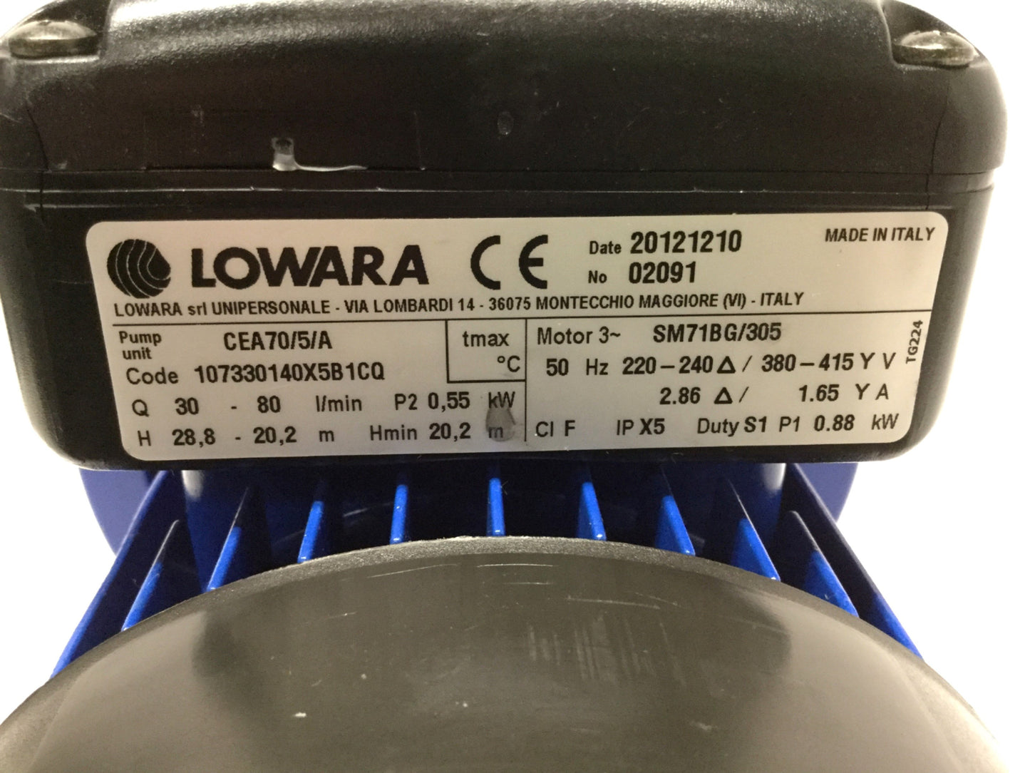 Used Lowara CEA70/5/A Stainless Centrifugal Pump 30-80LPM, 0.55kW, 220-240/380-415VAC
