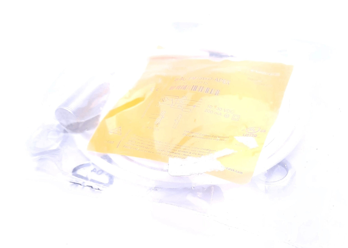 New Turck Bi8U-EM18WD-AP6X Proximity Sensor 10-30VDC 200mA N.O PNP, 8mm, M18