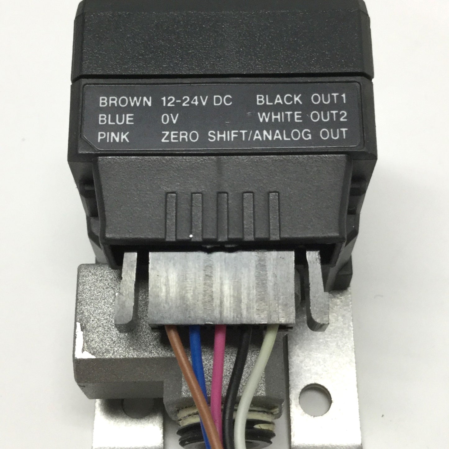 Used Keyence AP-C30KP Digital Compound Pressure Sensor, Multi-Range, 12-24VDC PNP