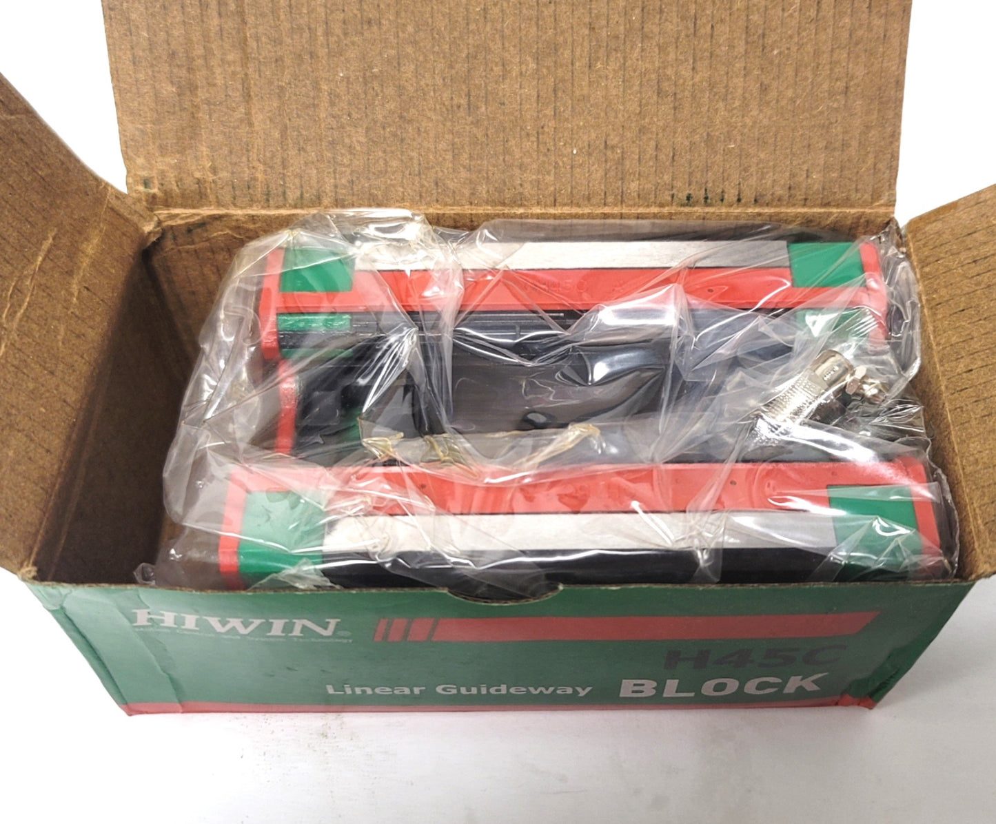 New HIWIN QHH45CAZ0H Linear Bearing Block 135.42N Capacity 139.4mmL x 86mmW x 70mmH
