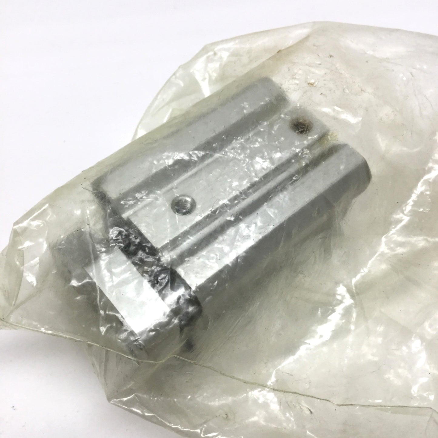 New Bimba EFT-2520-EM EF2 Guided Cylinder, Ø25mm Bore, 20mm Stroke, 10-32 Ports