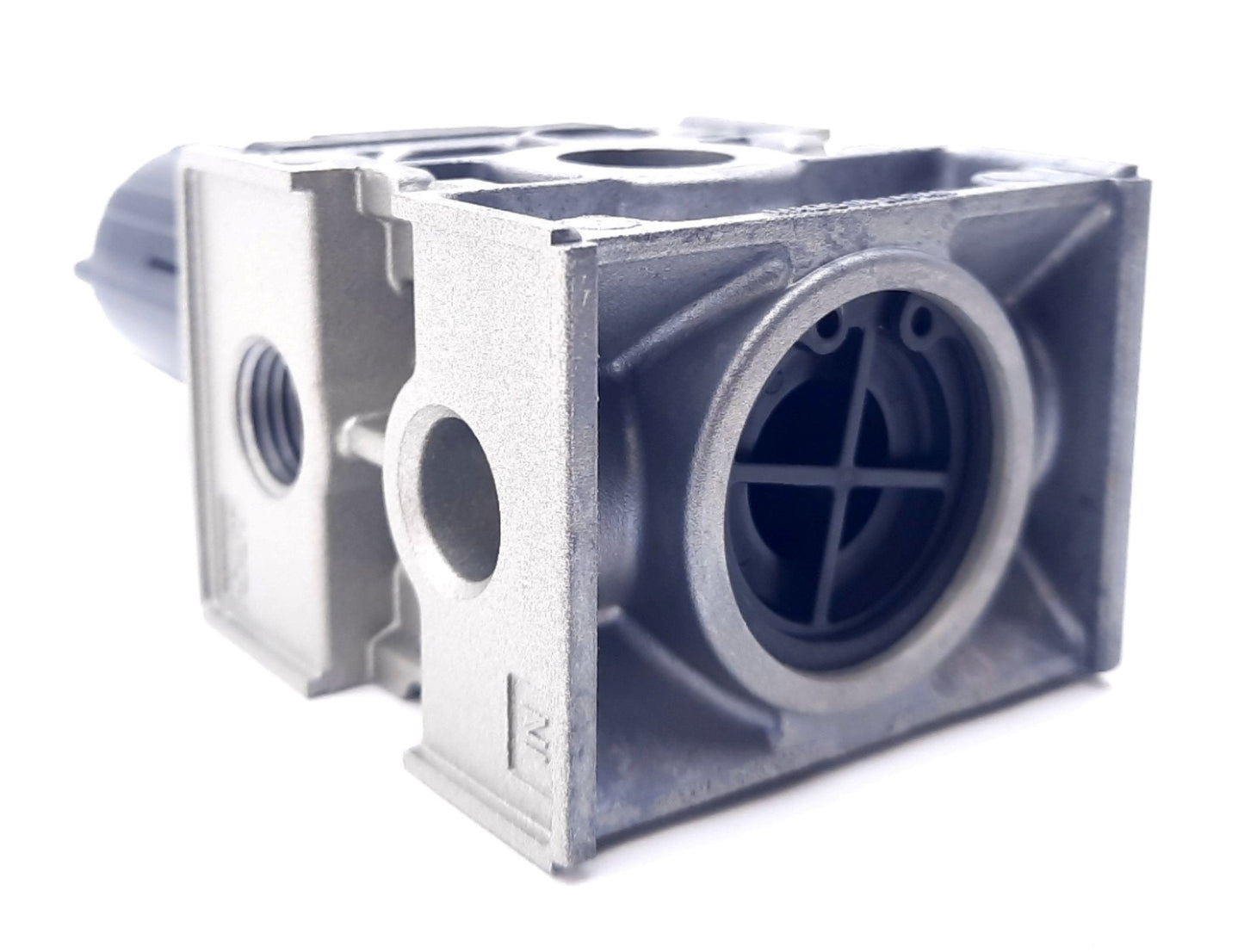 New – Open box SMC NARM2500-A-N02 Pressure Regulator Manifold, 1/4"NPT 7-120psi