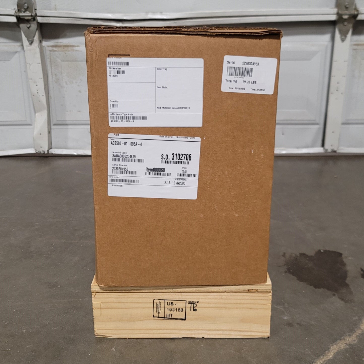 New ABB ACS580-01-096A-4 Variable Frequency Drive 75HP, 380-500VAC 3-Phase, 96A