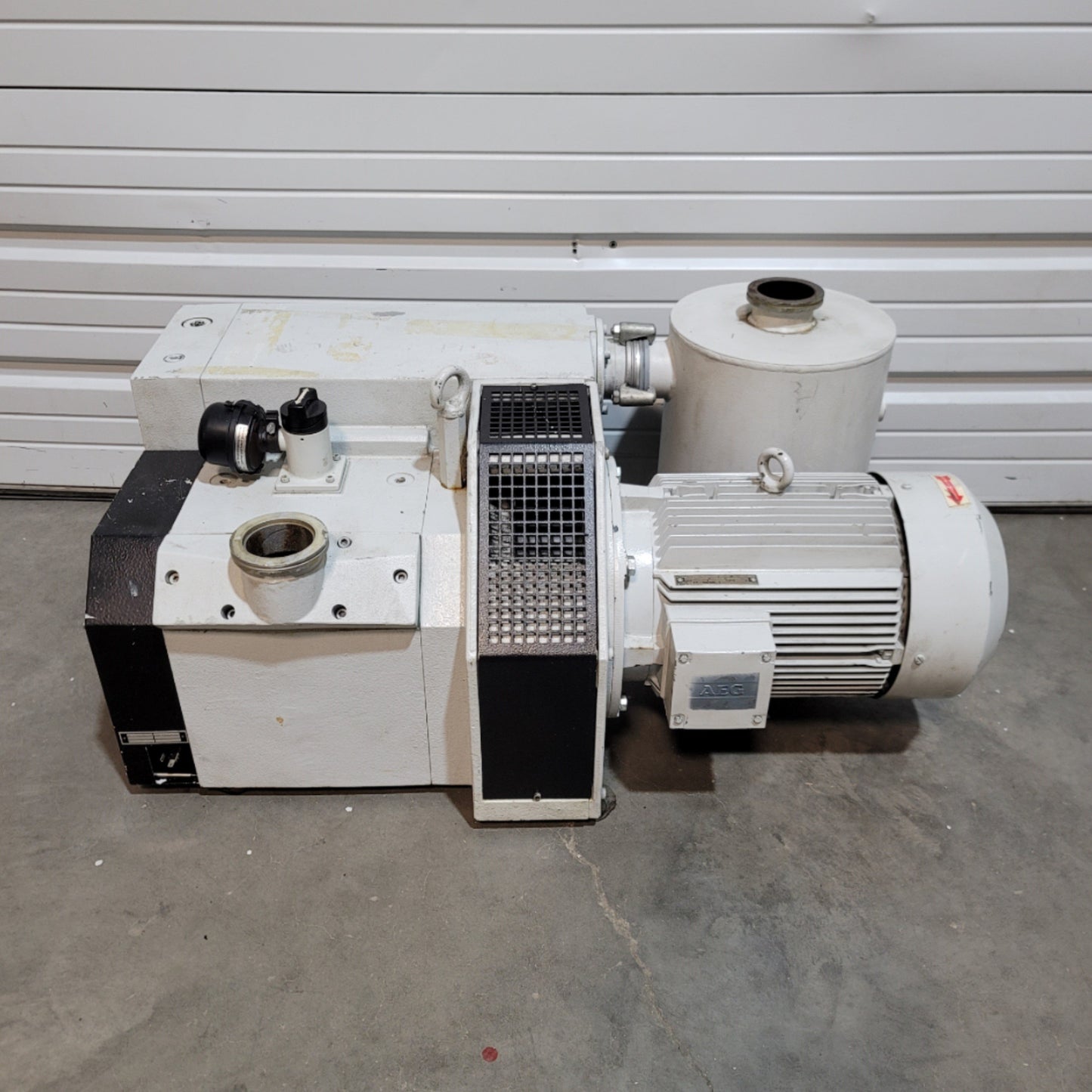 Used Leybold Heraeus S250C VAROVAC Rotary Vane Vacuum Pump, 250m³/H, 440VAC 3-Ph