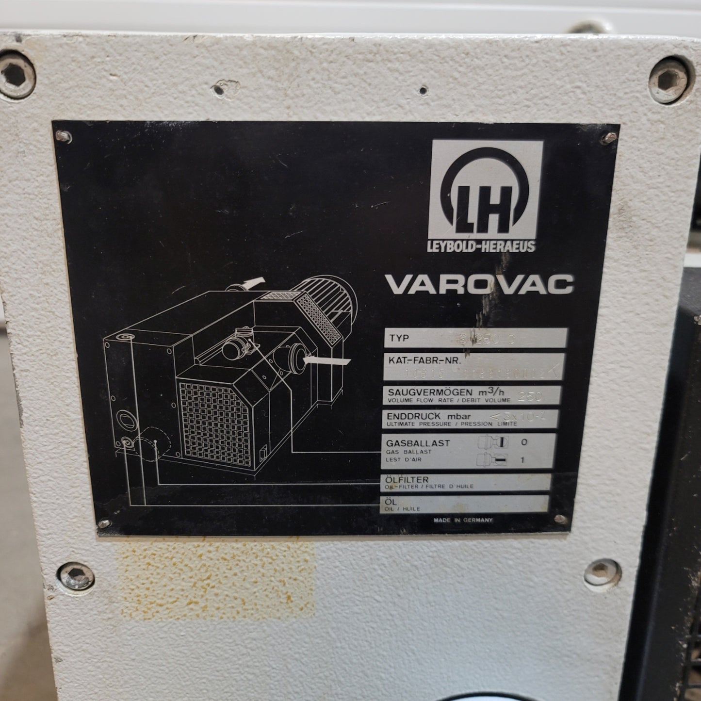 Used Leybold Heraeus S250C VAROVAC Rotary Vane Vacuum Pump, 250m³/H, 440VAC 3-Ph