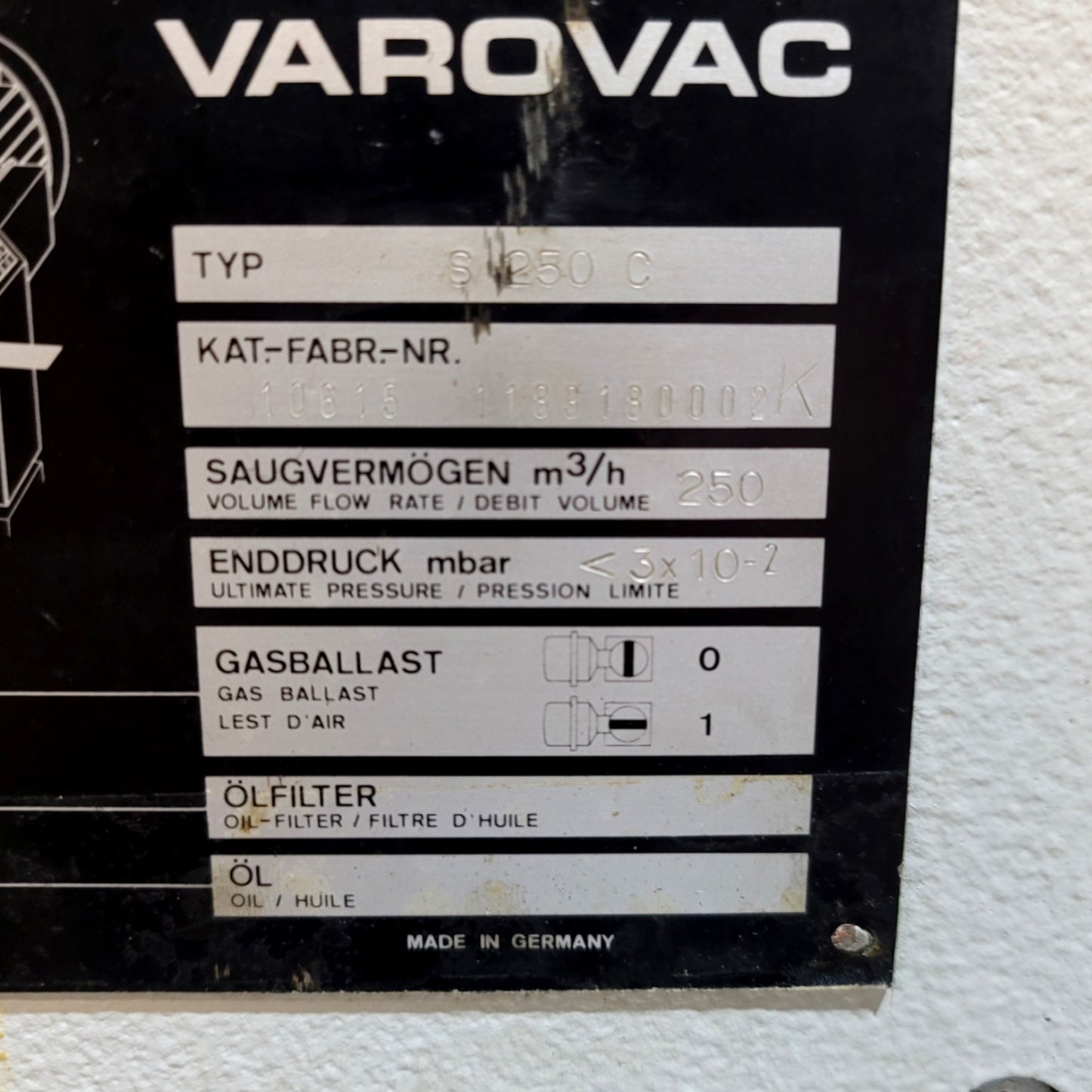 Used Leybold Heraeus S250C VAROVAC Rotary Vane Vacuum Pump, 250m³/H, 440VAC 3-Ph