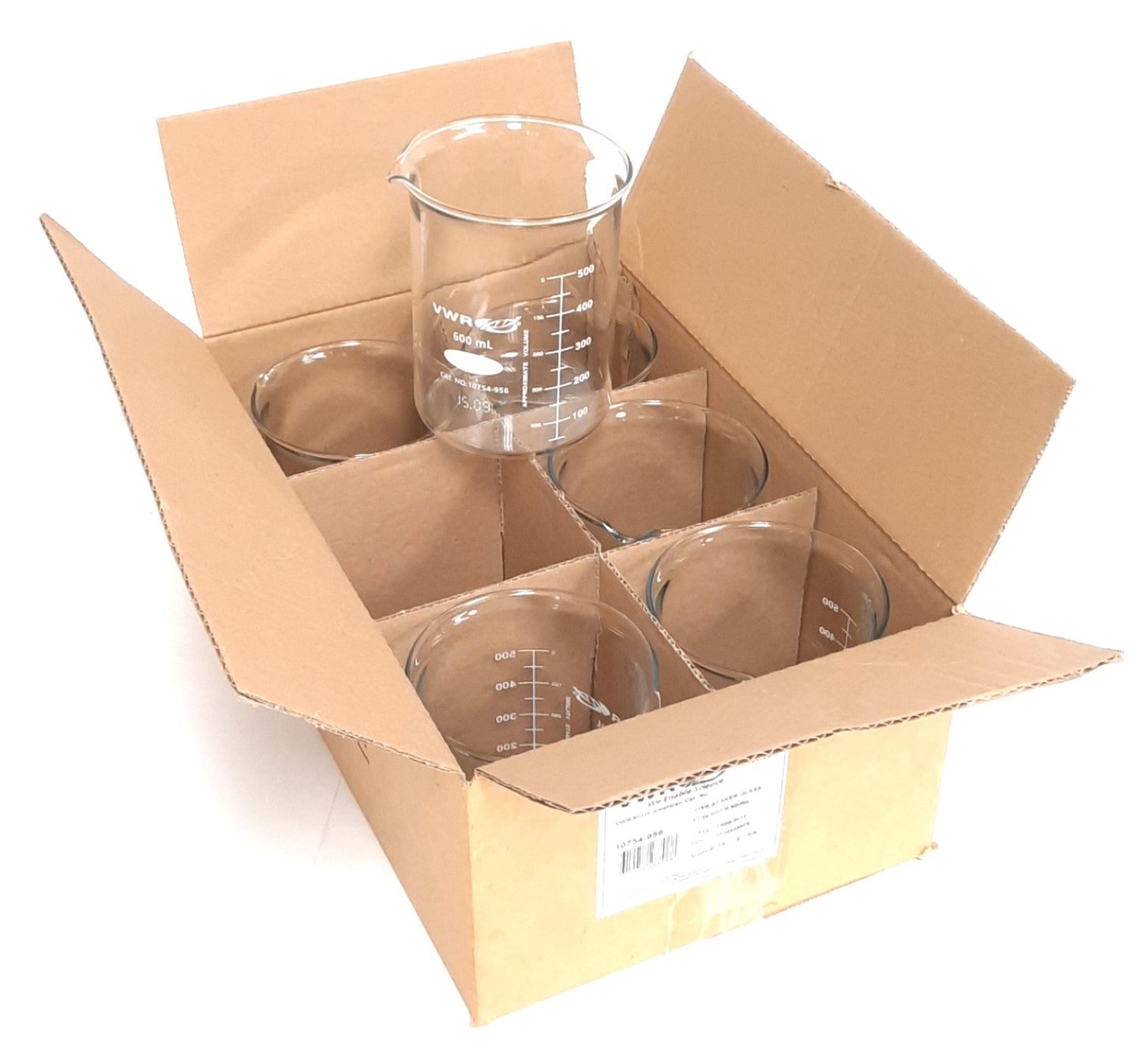 New Lot of 6 VWR 10754-956 Low Form Glass Beakers, 20oz/600ml, 50-500ml Graduation