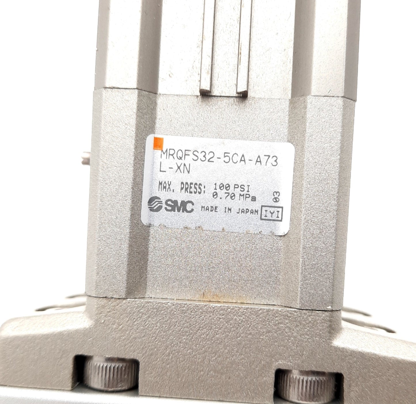 New SMC MRQFS32-5CA-A73L-XN Rotary Cylinder Flange Mount, 5mm Stroke, 80-100°