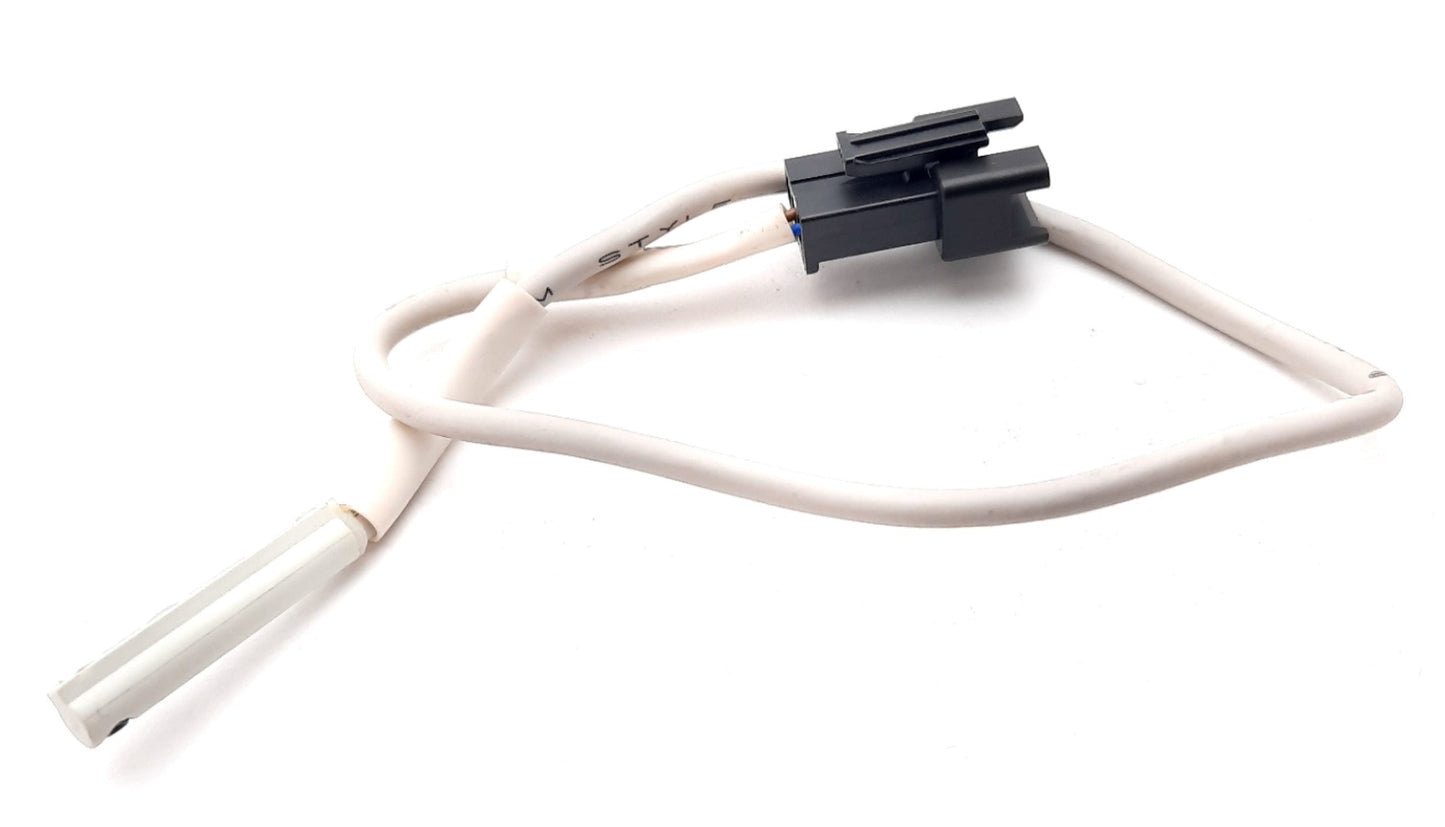 Used Lot of 4 SMC D-M9B Solid State Switch Sensor 24VDC 2.5-40mA, 2-Wire