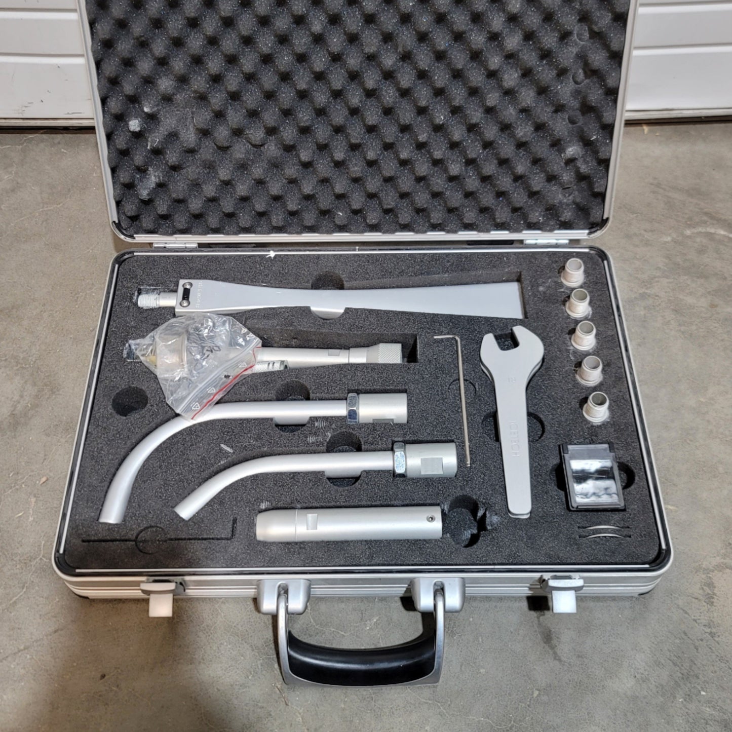 Used ICETECH ICEBLAST KG6 Dry Ice Blasting Machine With Accessory Kit 13lbs Capacity