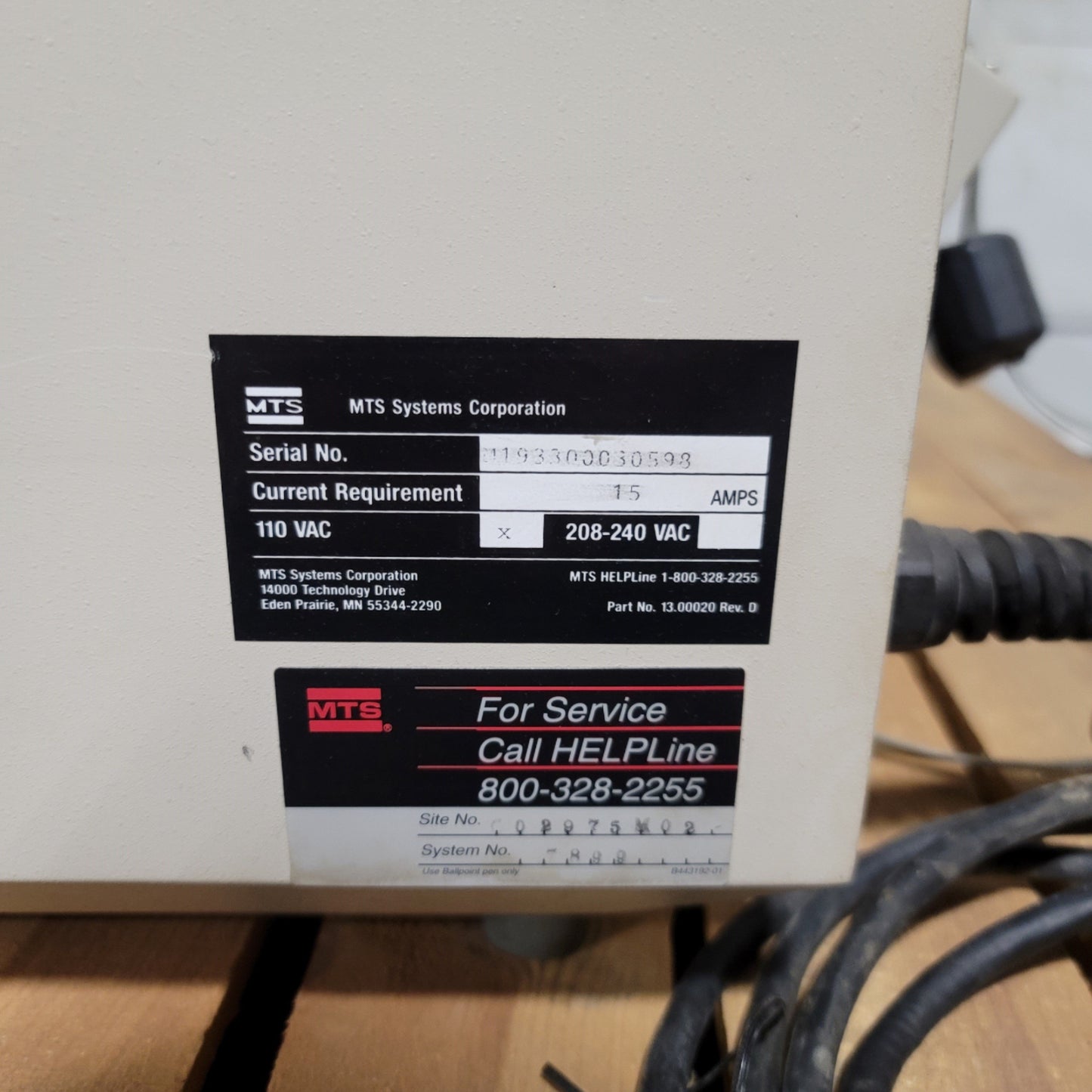 Used MTS SINTECH 200/S Tension Compression Material Testing Machine System 60ipm, 5kN