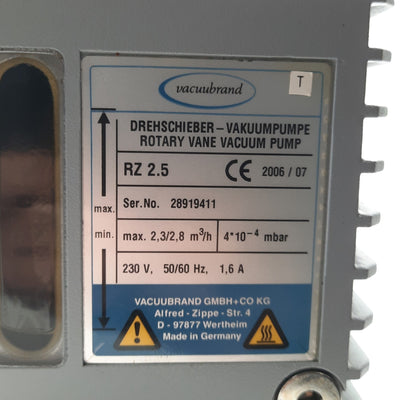 Used VacuuBrand RZ 2.5 Rotary Vane Vacuum Pump 1.65CFM 8-10mm Hose 230VAC 1.6A