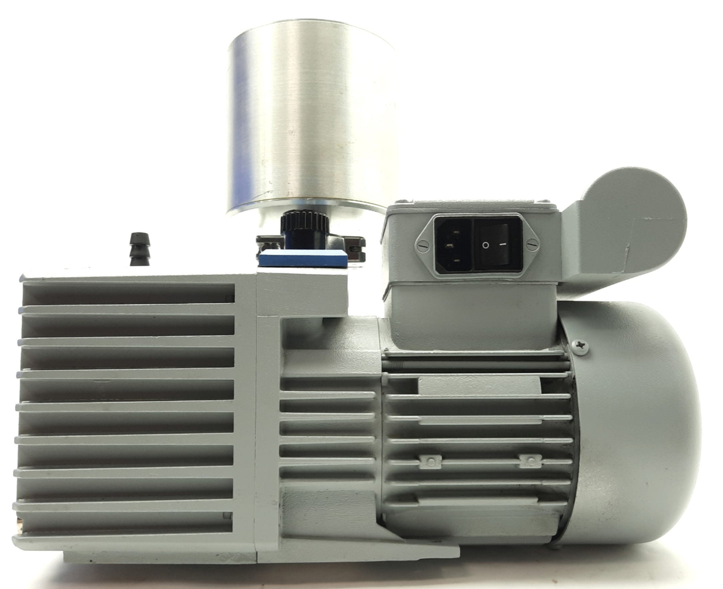 Used VacuuBrand RZ 2.5 Rotary Vane Vacuum Pump 1.65CFM 8-10mm Hose 230VAC 1.6A