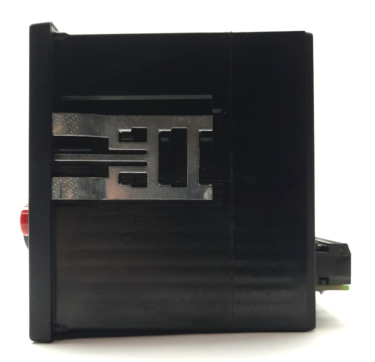 Used PAC 1431-Z033F2 Temperature Controller, Type J Thermocouple, 1/4 DIN, 115/230VAC