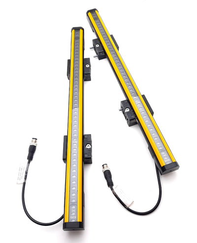 New Sick C4C-SA04510A10000 Safety Light Curtain Sender And Receiver PNP 24VDC