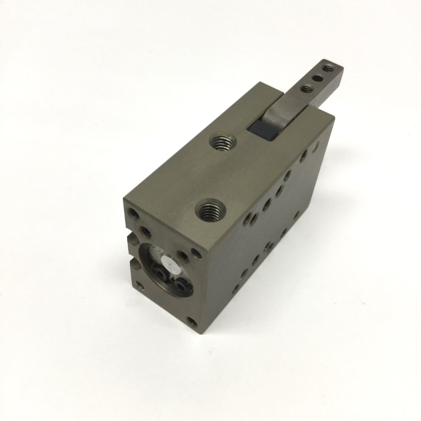 Used Destaco DCT-12M 2-Jaw Finger Angular Gripper, 180°, 7lbf at 100psi, 12mm Bore