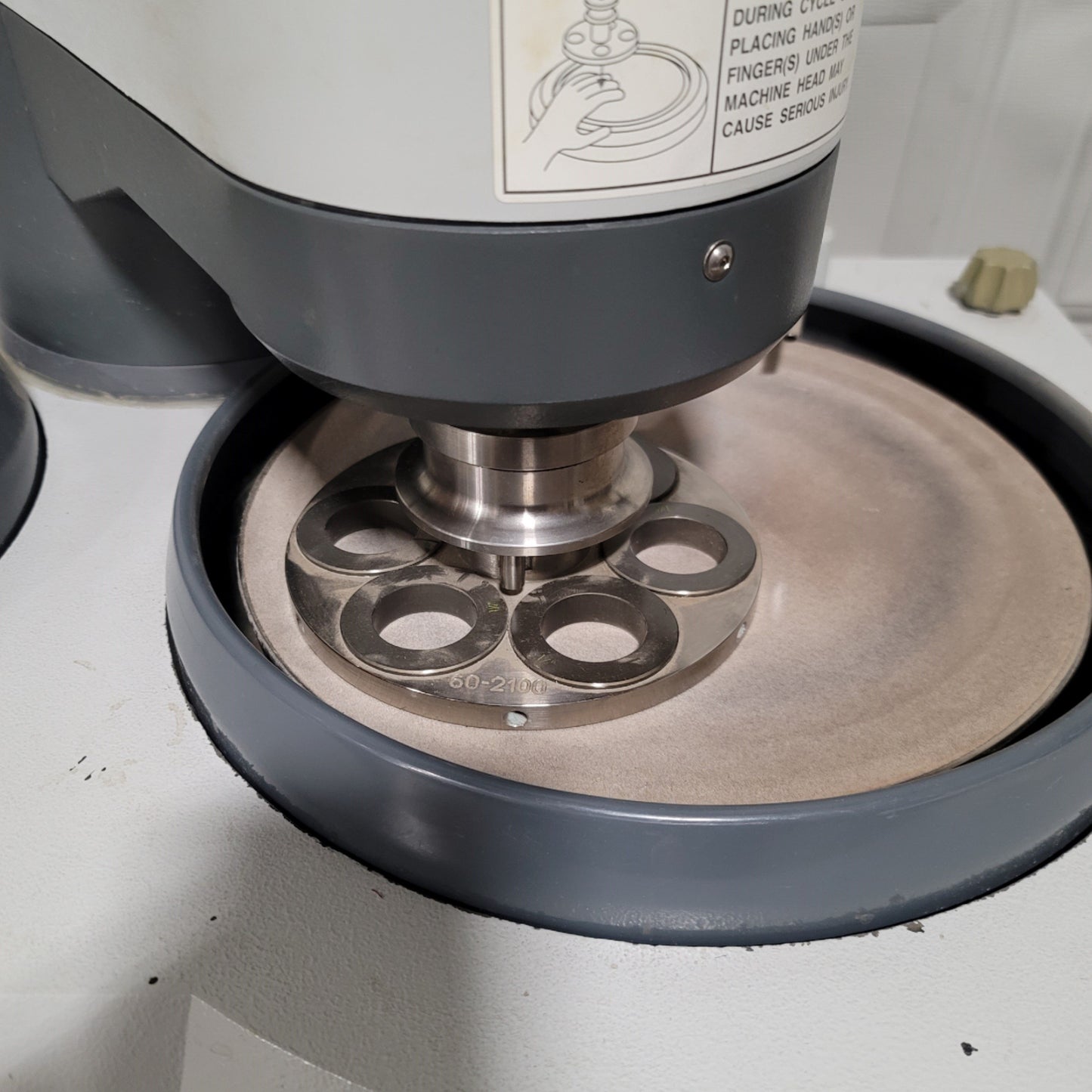 Used Wirtz Buehler 49-4102-260 Phoenix 4000 Twin Wheel Sample Preparation System 220V