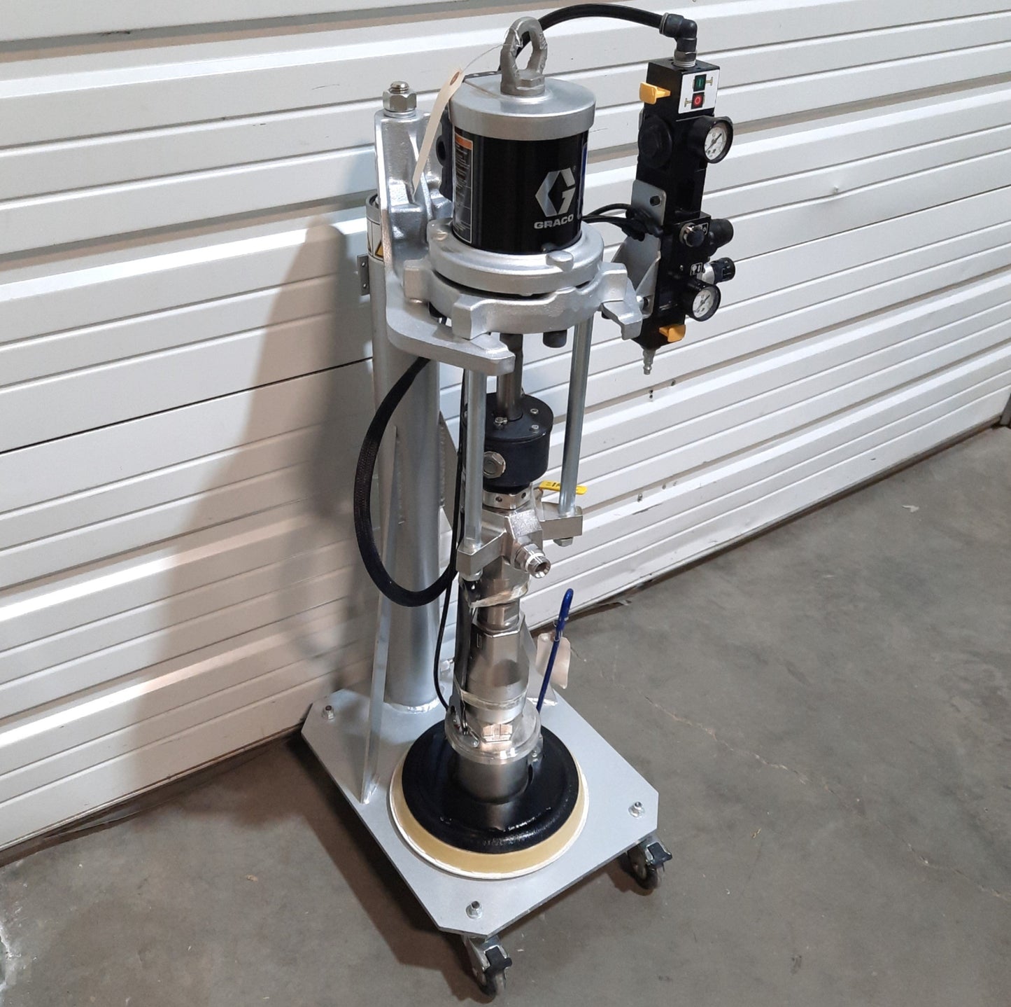 Used Graco CM6F3F Check-Mate S20 Sealant/Adhesive Supply System 5Gal .9GPM 125PSI