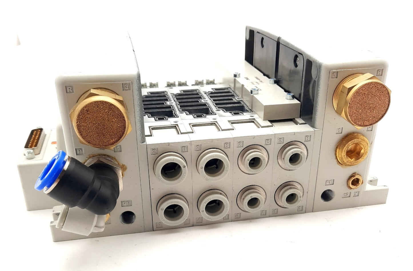Used SMC VV5QC41-04N11NFD0 4 Station Manifold Base D-Sub Connector 3/8"NPT