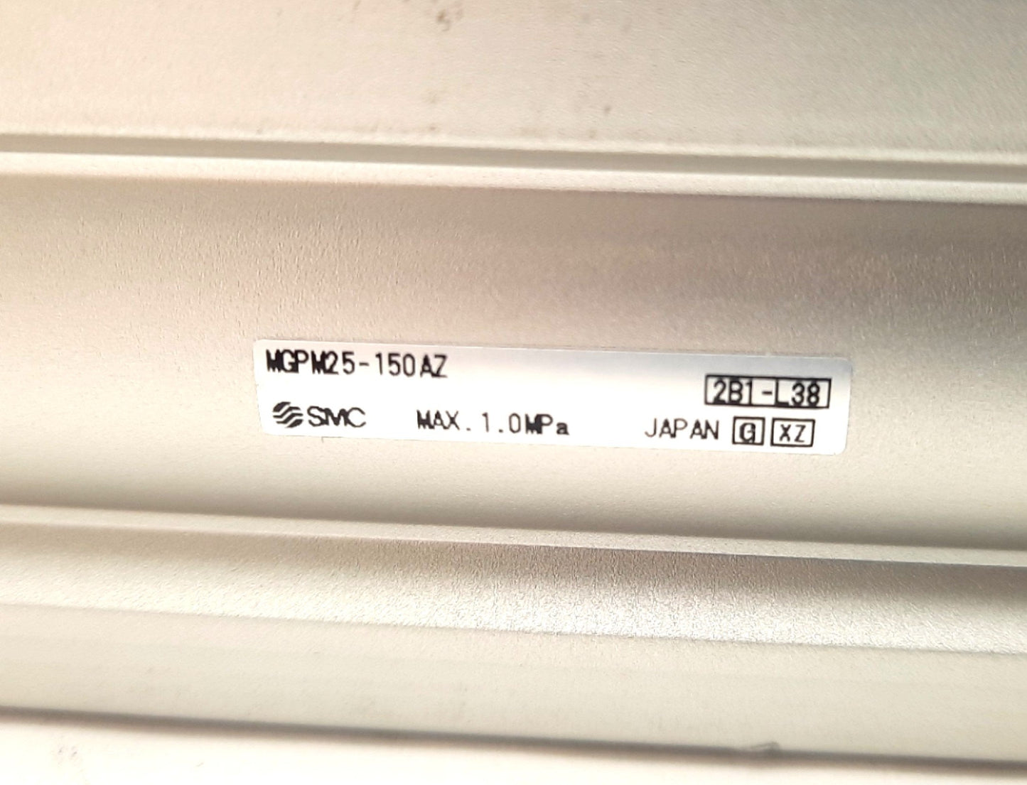 New SMC MGPM25-150AZ Compact Guide Cylinder Bore: 25mm, Stroke: 150mm, 1.0MPa