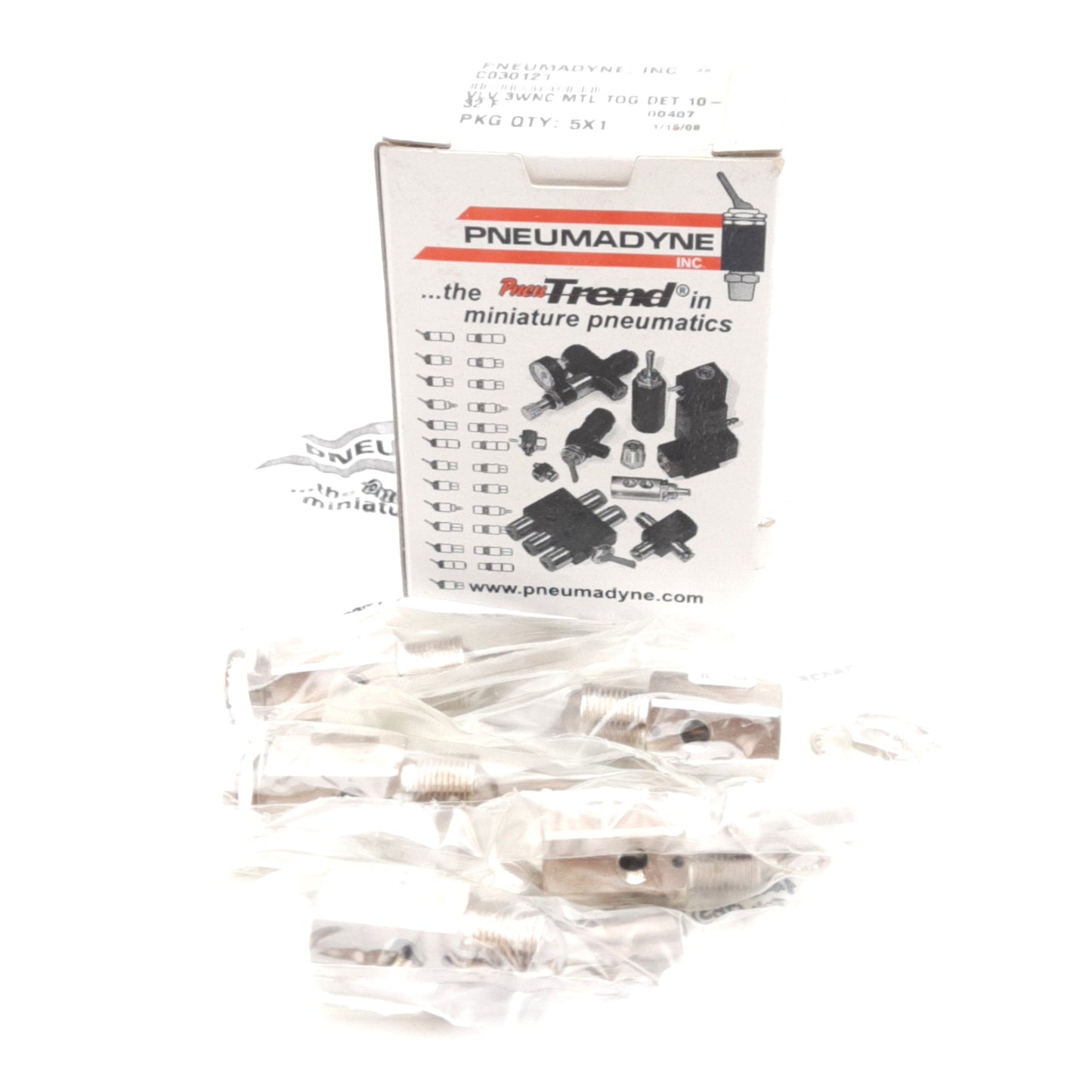 New Lot of 5 Pneumadyne C030121 Momentary Toggle Control Valve, 26in-Hg to 125psi