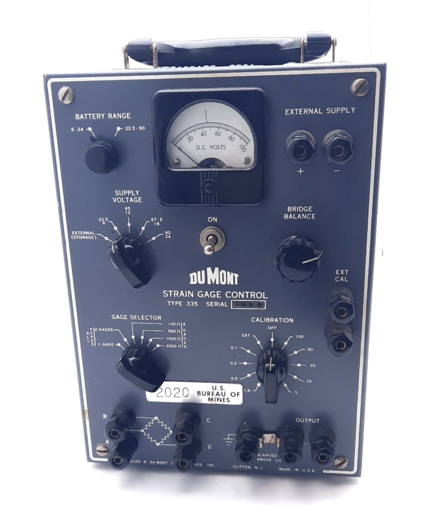 Used DuMount Type 335 Strain Gage Control for the oscillograph Self Powered