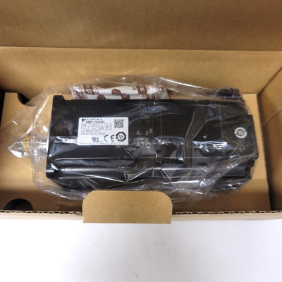New Yaskawa SGMAV-04A3A6C Sigma 5 Servo Motor 400W, 200VAC 2.6A, 3000RPM, 1.27Nm