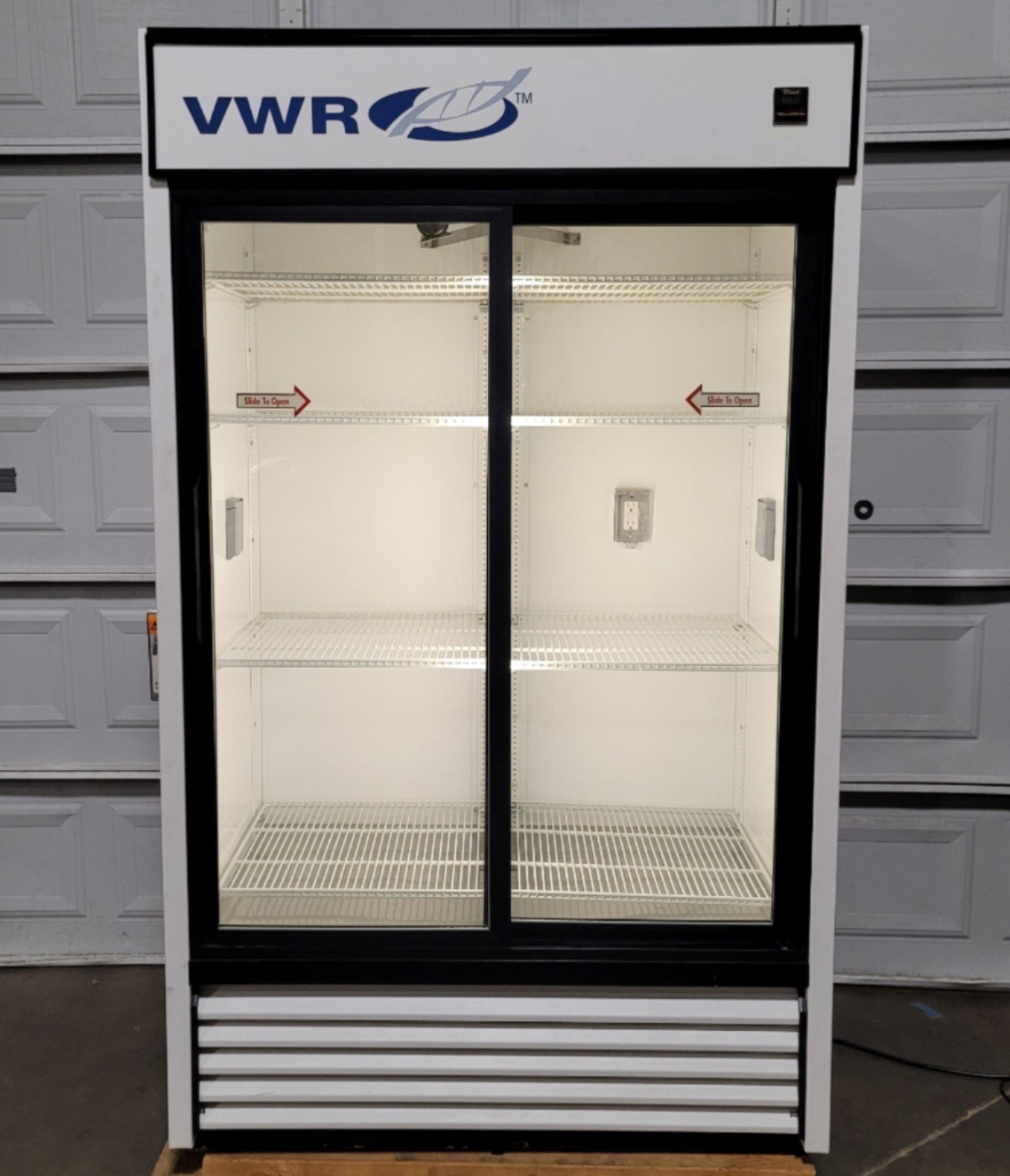 Used VWR GDM-41 Double Sliding Glass Door Basic Chromatography Refrigerator 115VAC