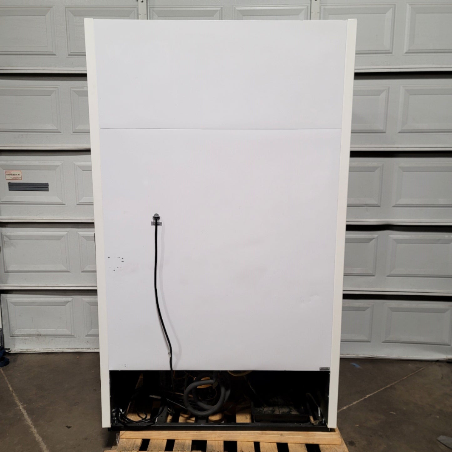 Used VWR GDM-41 Double Sliding Glass Door Basic Chromatography Refrigerator 115VAC