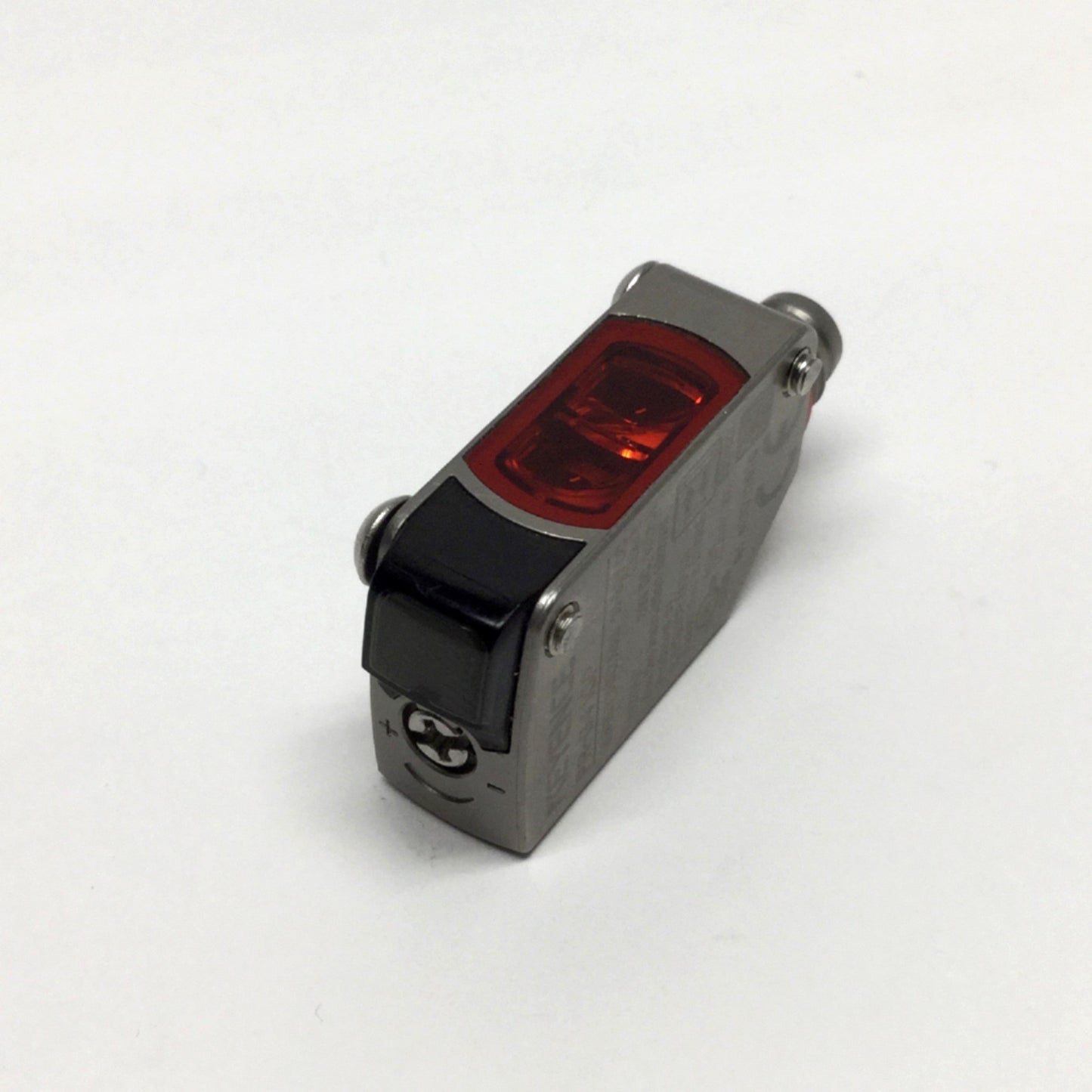 Used Keyence PR-G41CP Diffuse Reflective Sensor, PNP, 10-30VDC, M8 4-Pin, 500mm Range