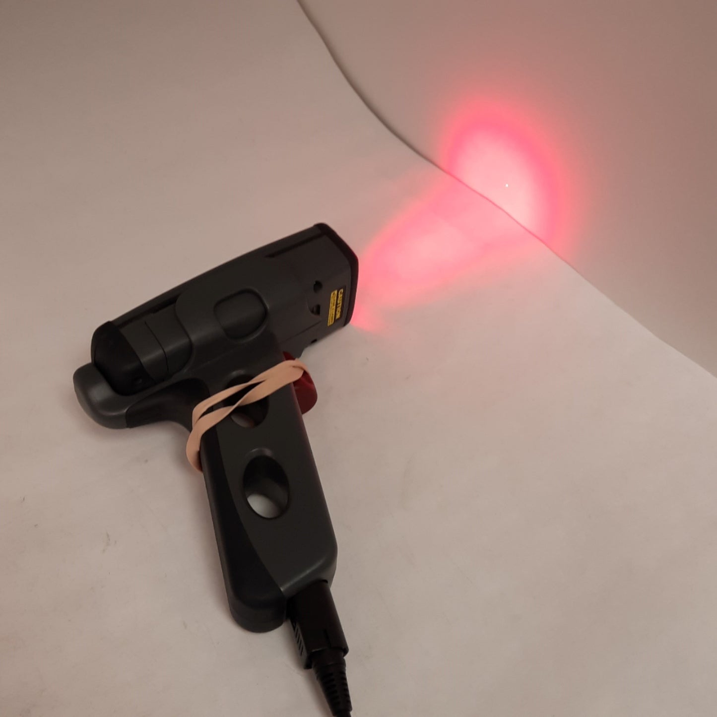Used Microscan FIS-6100-0003 MS-Q Handheld Barcode Scanner, 5VDC, 1D/2D, 1-20in Range