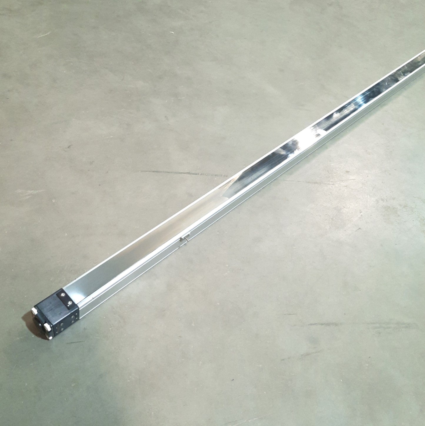 Used Parker ER032BLT Rodless Actuator, 1500mm Stroke, 70mm/rev, 50Lb-Ft Load