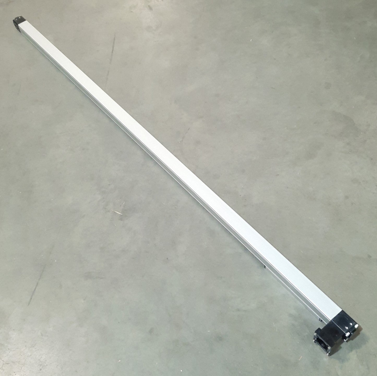 Used Parker ER032BLT Rodless Actuator, 1500mm Stroke, 70mm/rev, 50Lb-Ft Load