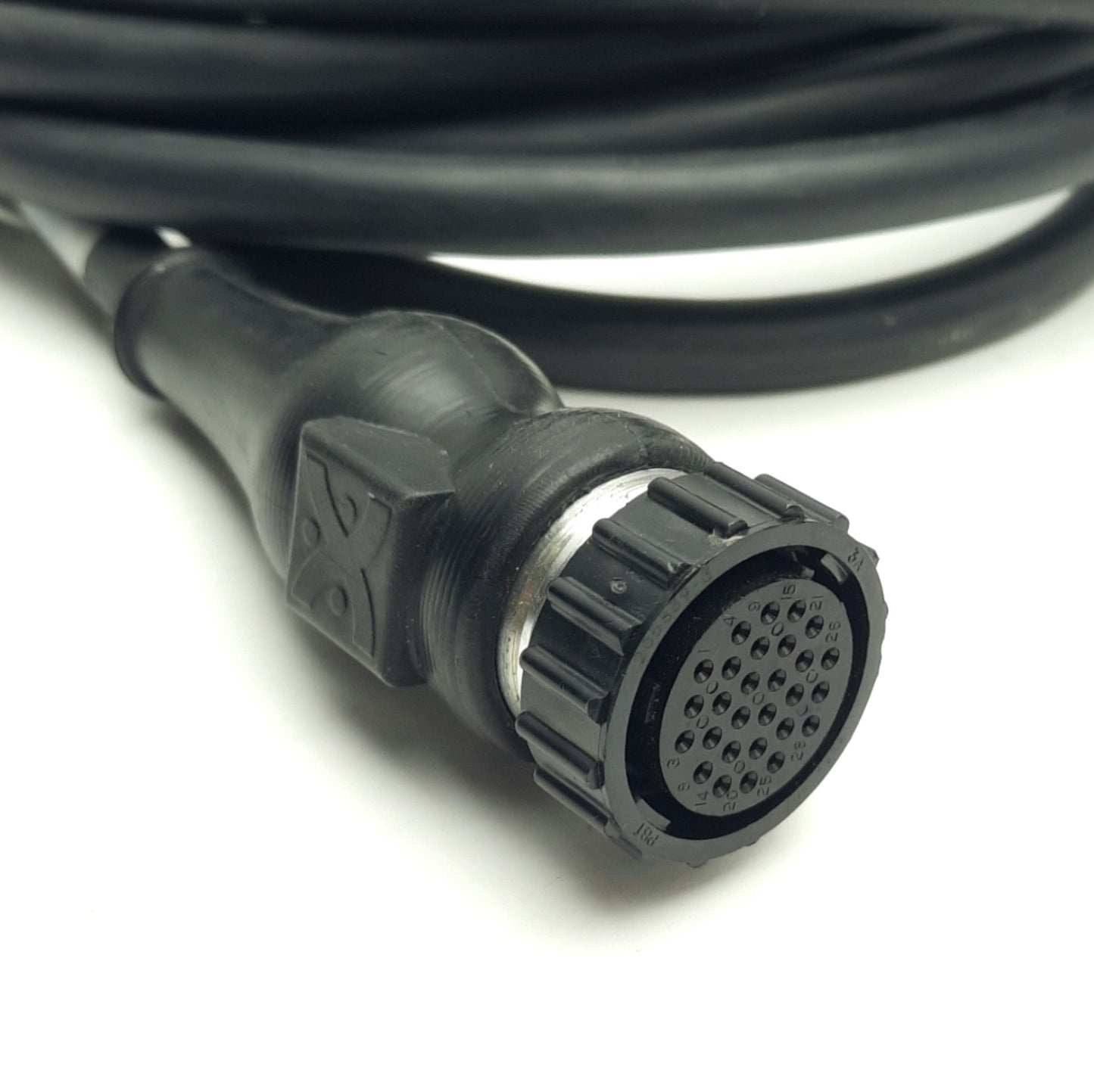 Used Flex Cable FC-CFBM6DF-CBAF-M001 Encoder/Feedback Cable for TLY Motors, 28-Pins